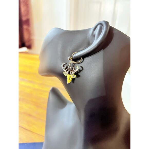 VINTAGE REINDEER AURORA BOREALIS EARRINGS BUCK STAG DANGLE RHINESTONES CHRISTMAS - Picture 6 of 13